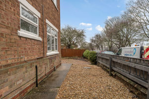 Photo 31- click for photo gallery